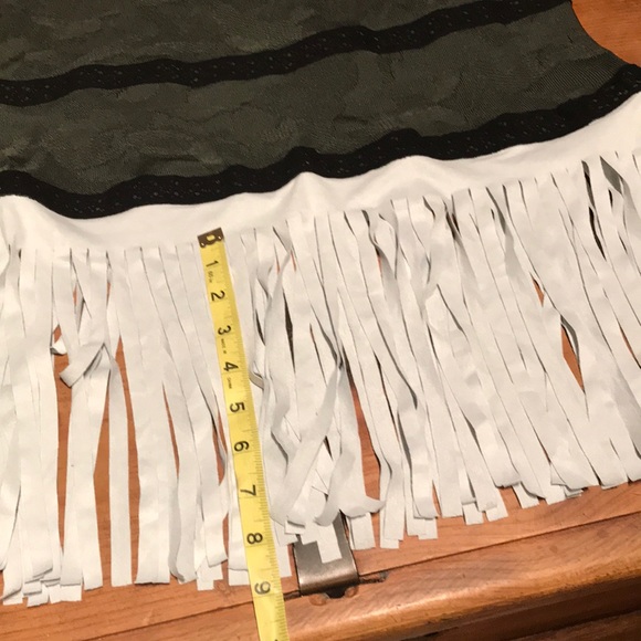 Cute little tunic size 8 by Tricot Chic - Picture 7 of 7